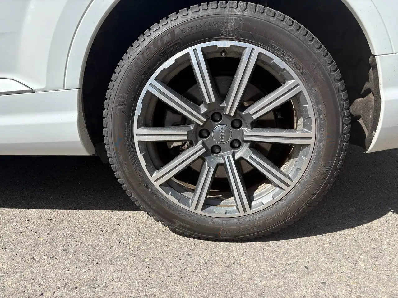 Audi Q7 снимка Audi Q7