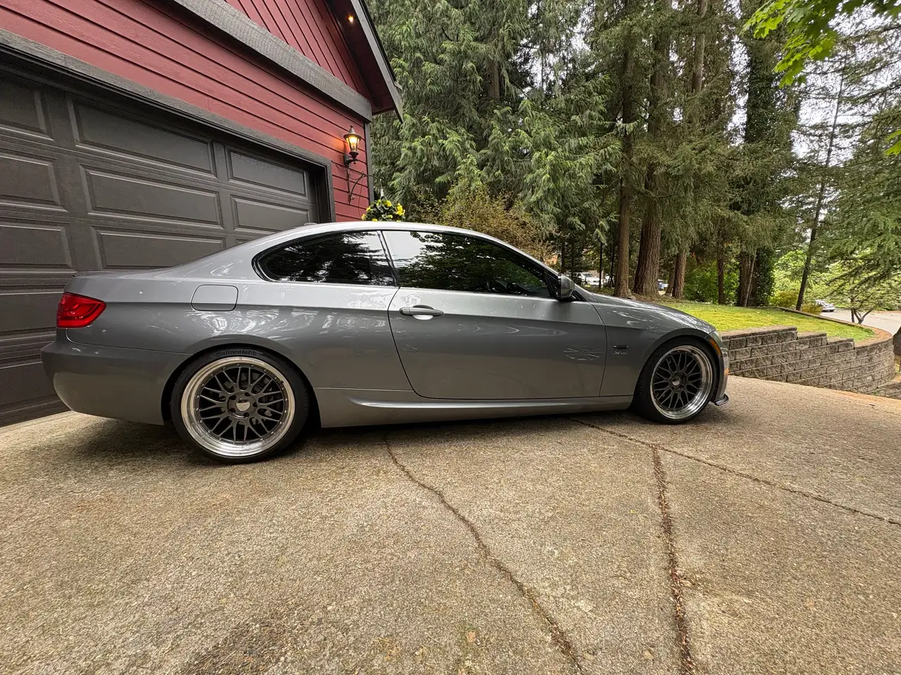 BMW 3 Series photo BMW 3 Series