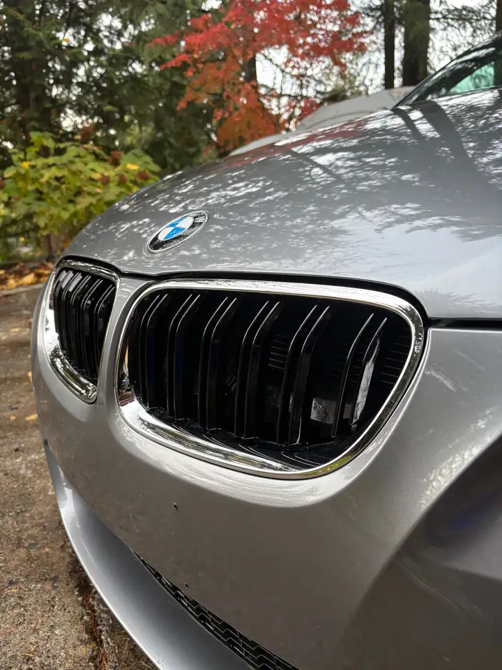 BMW 3 Series photo BMW 3 Series