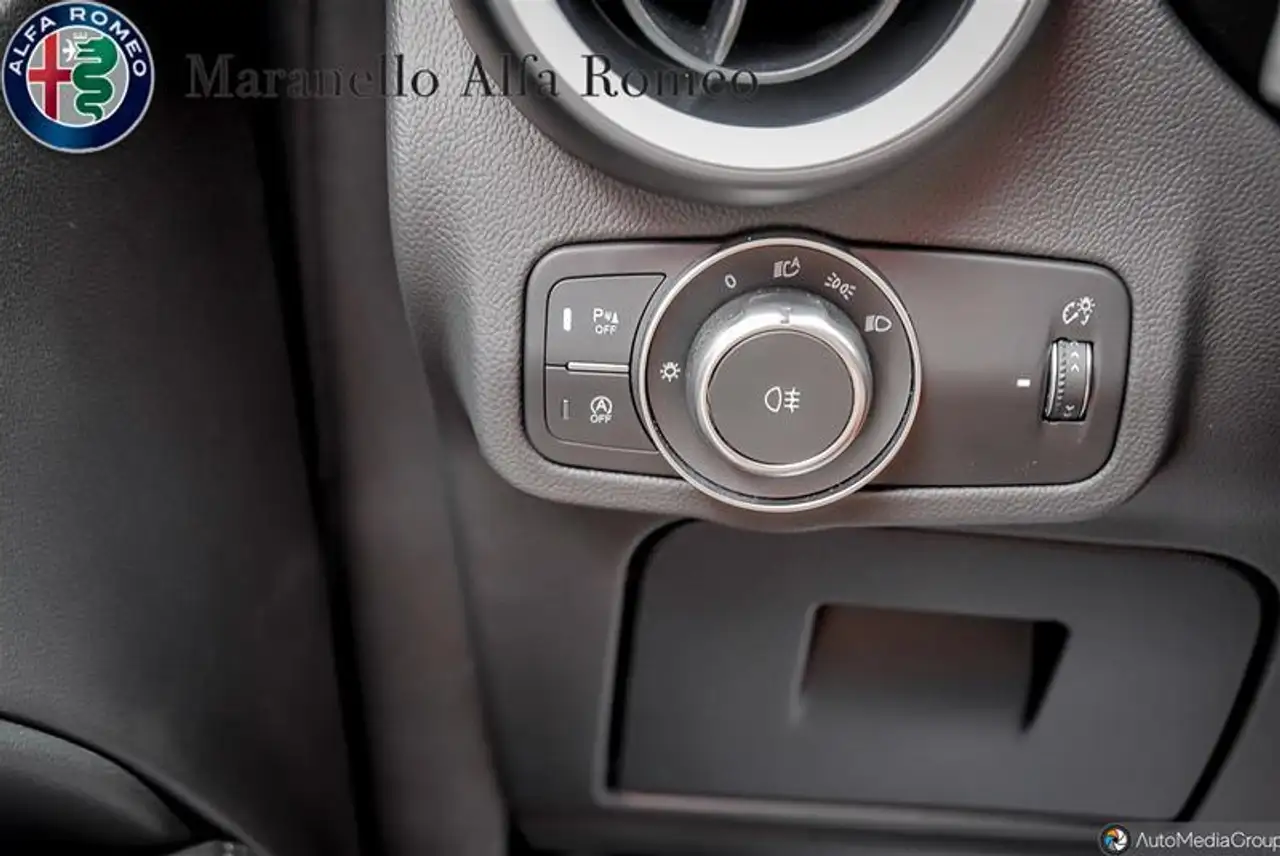 Alfa Romeo Stelvio fotografie Alfa Romeo Stelvio