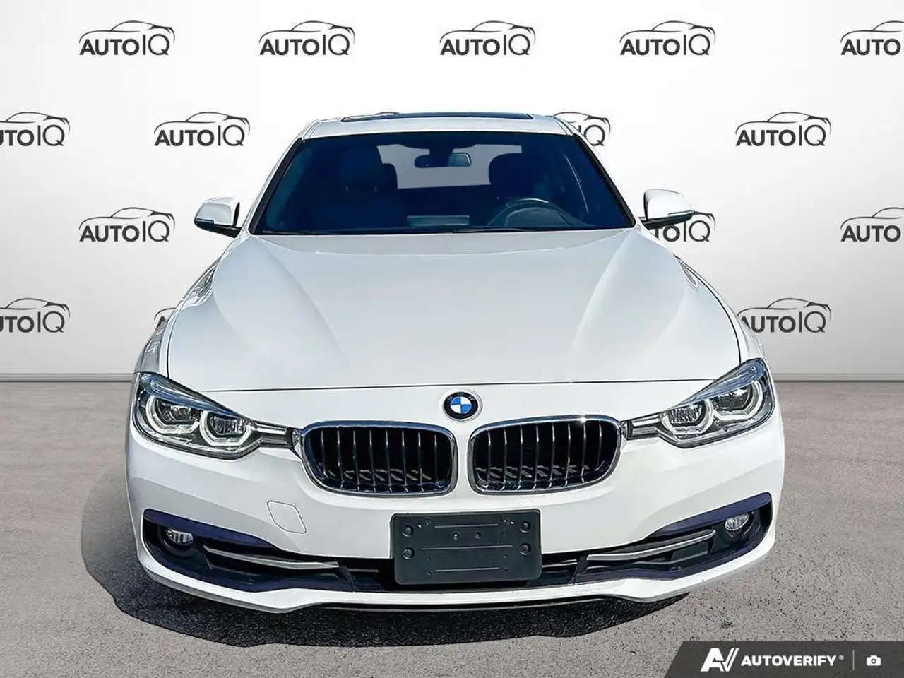 BMW 3 Series photo BMW 3 Series
