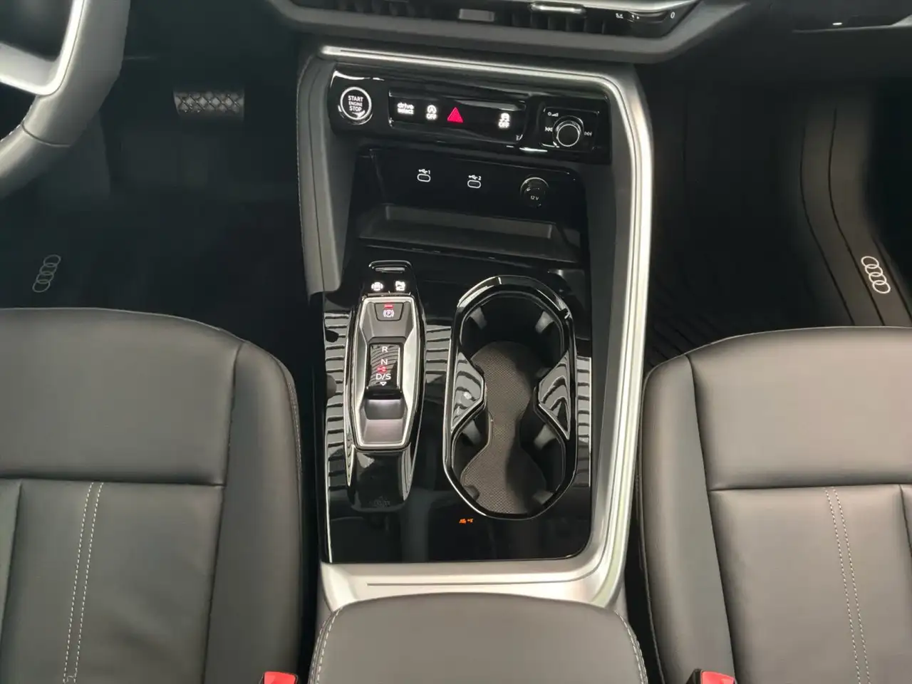 Audi Q5 photo Audi Q5