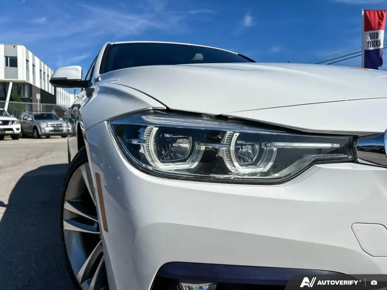 BMW 3 Series photo BMW 3 Series