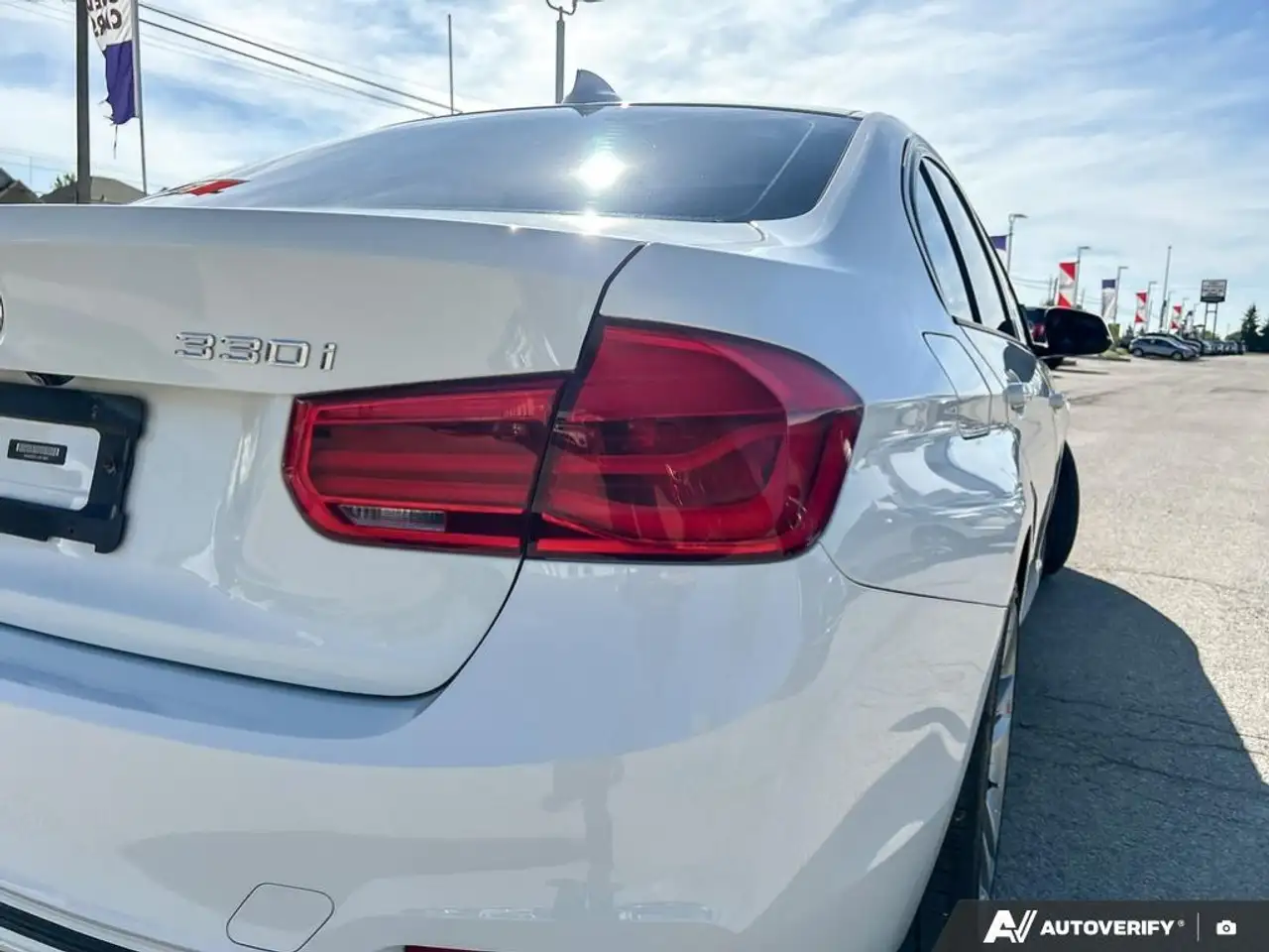 BMW 3 Series photo BMW 3 Series