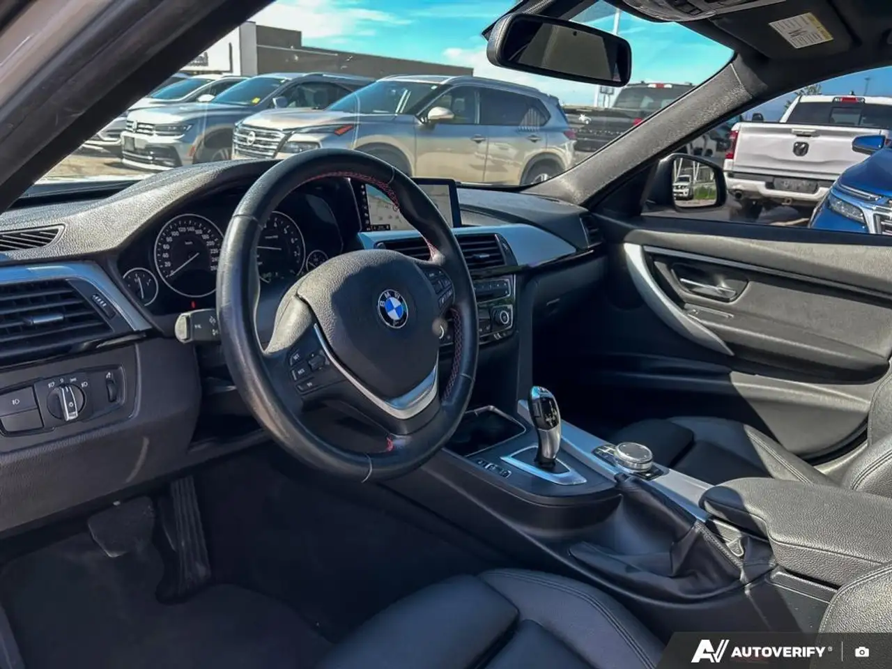 BMW 3 Series photo BMW 3 Series