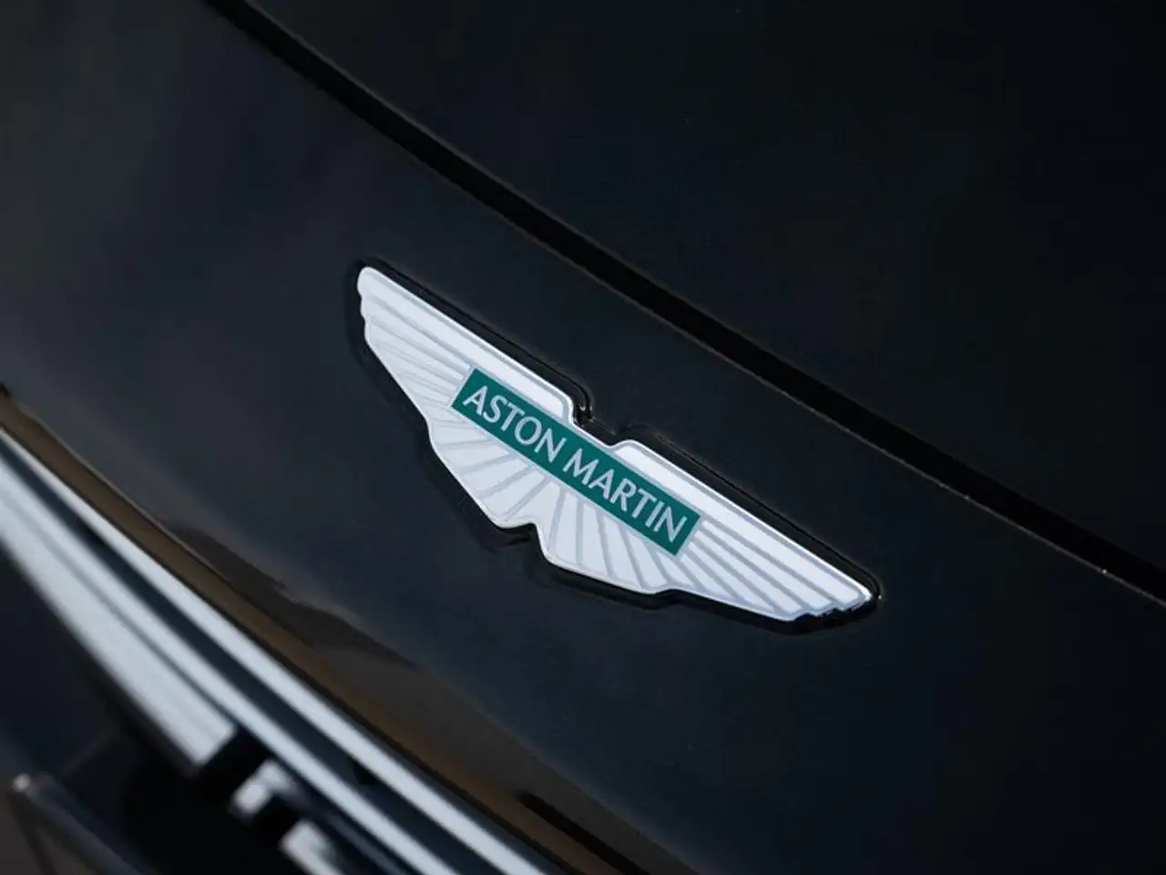 Aston Martin DB12 fotografie Aston Martin DB12