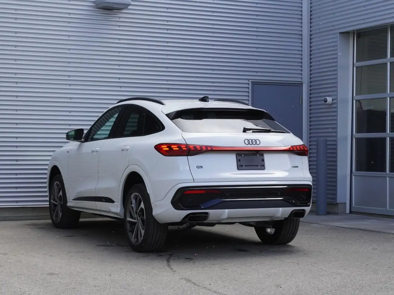 Audi Q5 снимка Audi Q5