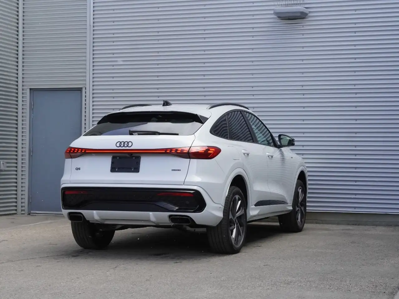 Audi Q5 снимка Audi Q5