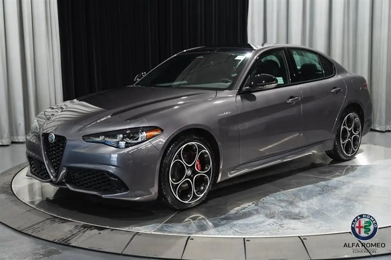 Alfa Romeo Giulia снимка Alfa Romeo Giulia