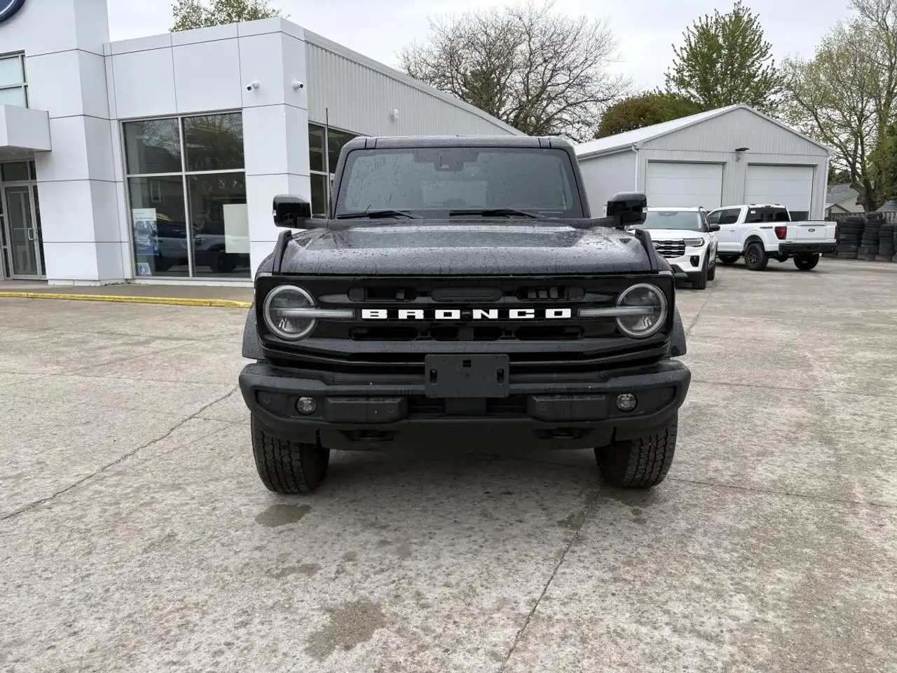 Ford Bronco снимка Ford Bronco