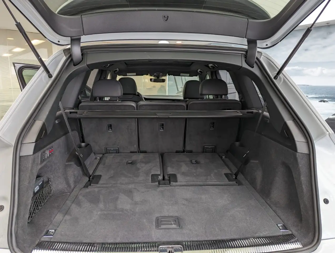 Audi Q7 photo Audi Q7