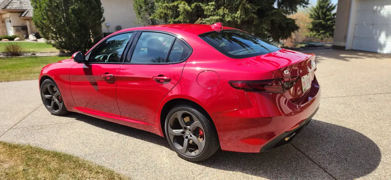 Alfa Romeo Giulia снимка Alfa Romeo Giulia