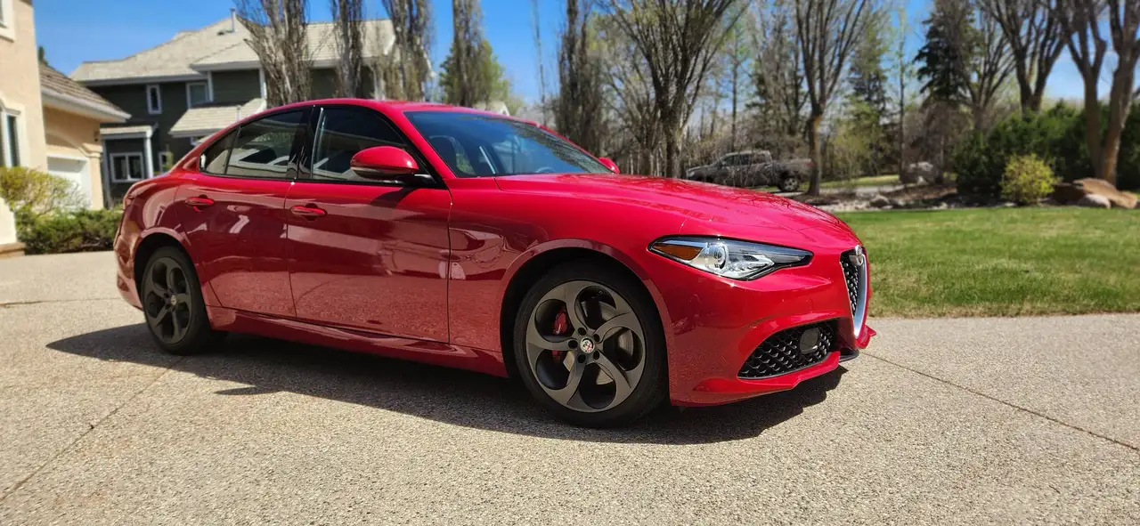 Alfa Romeo Giulia снимка Alfa Romeo Giulia