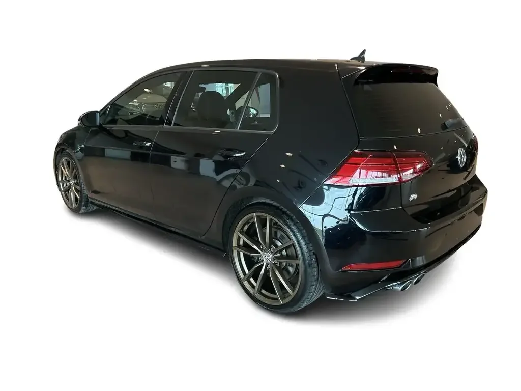 Volkswagen Golf R снимка Volkswagen Golf R