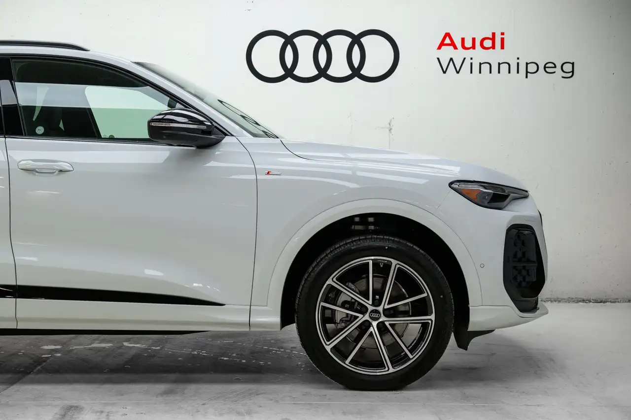 Audi Q5 photo Audi Q5