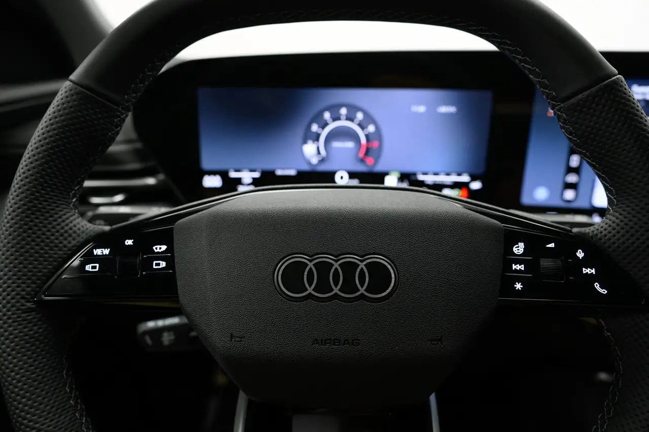 Audi Q5 photo Audi Q5