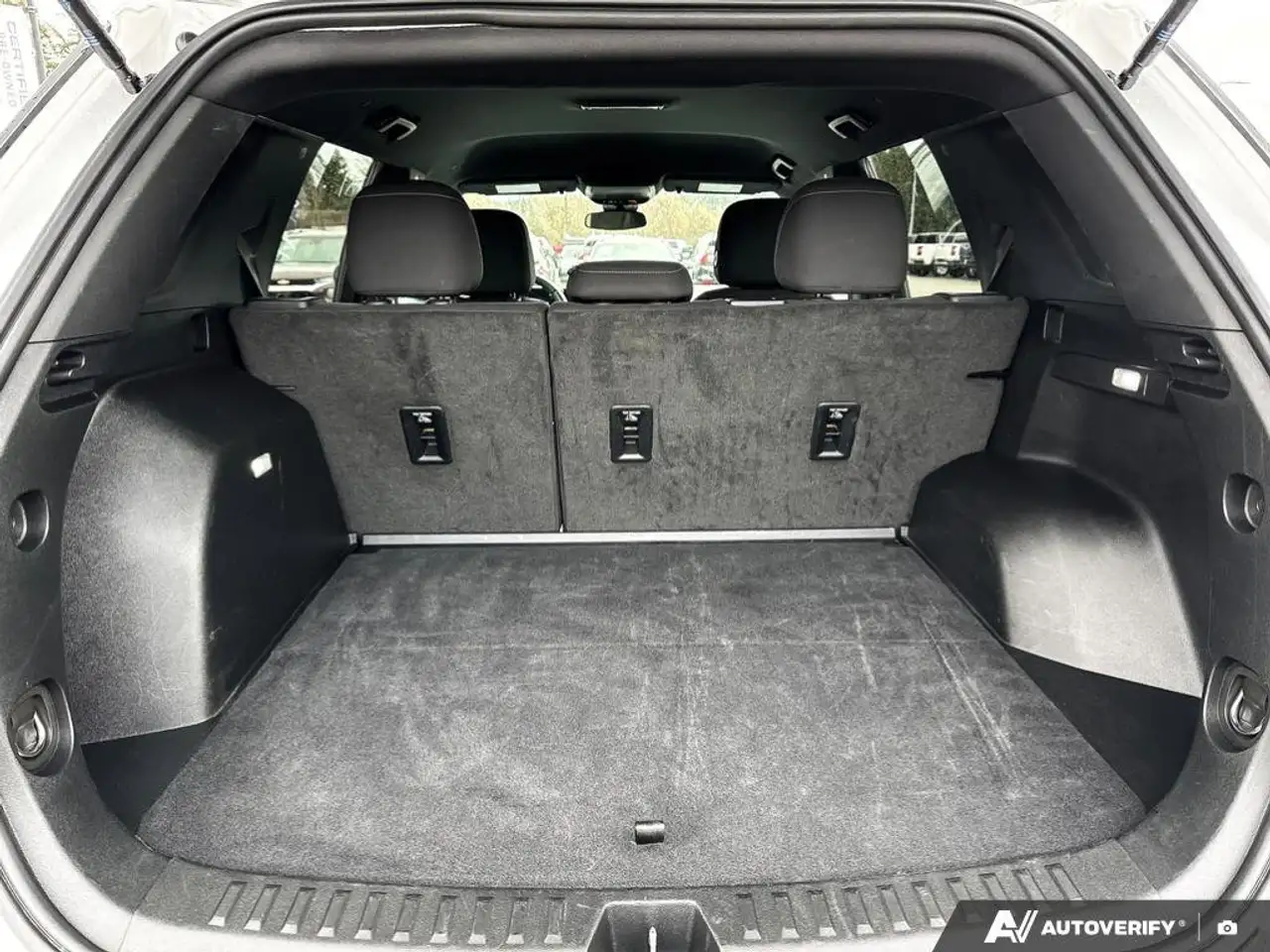 Chevrolet Equinox снимка Chevrolet Equinox