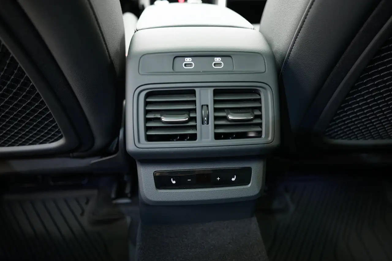Audi Q5 photo Audi Q5