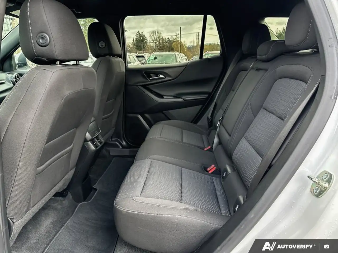 Chevrolet Equinox снимка Chevrolet Equinox