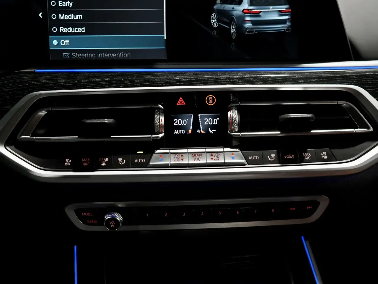 BMW X7 photo BMW X7