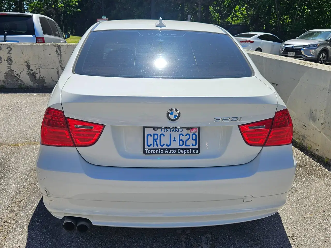 BMW 3 Series снимка BMW 3 Series