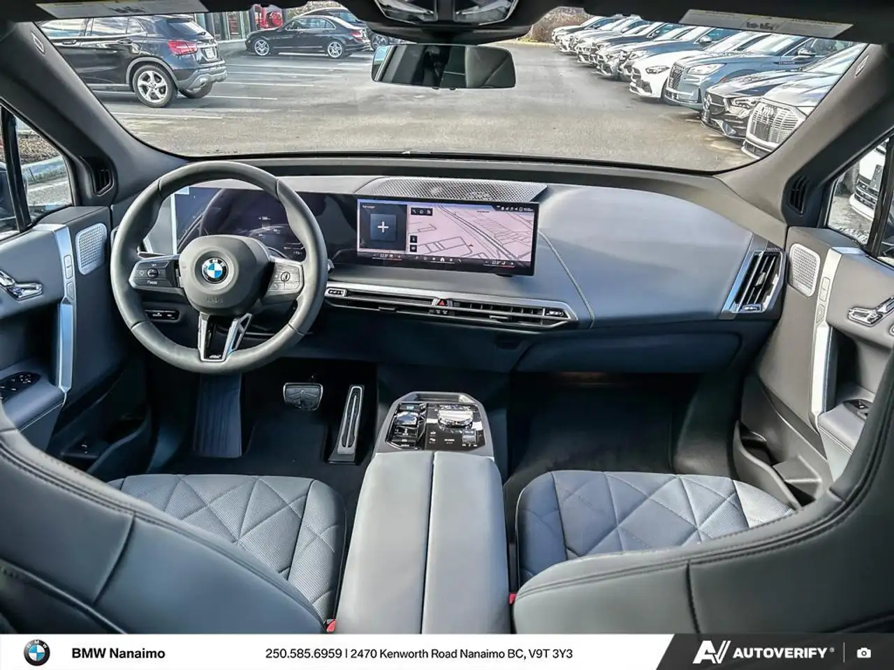 BMW iX photo BMW iX