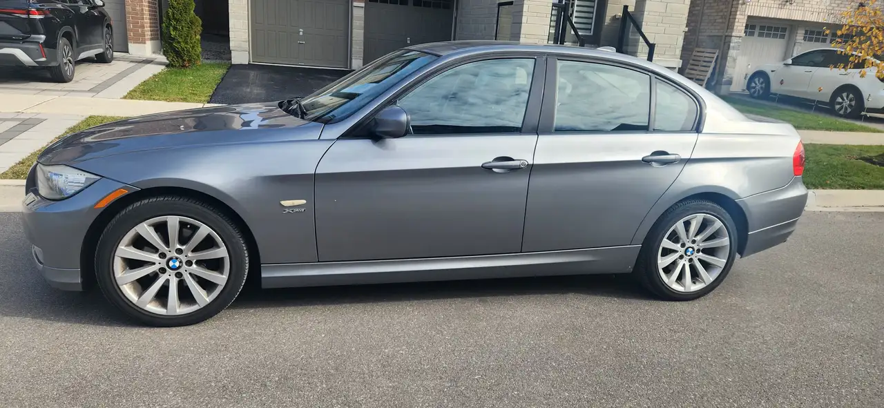 BMW 3 Series снимка BMW 3 Series