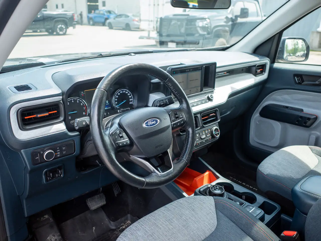 Ford Maverick снимка Ford Maverick