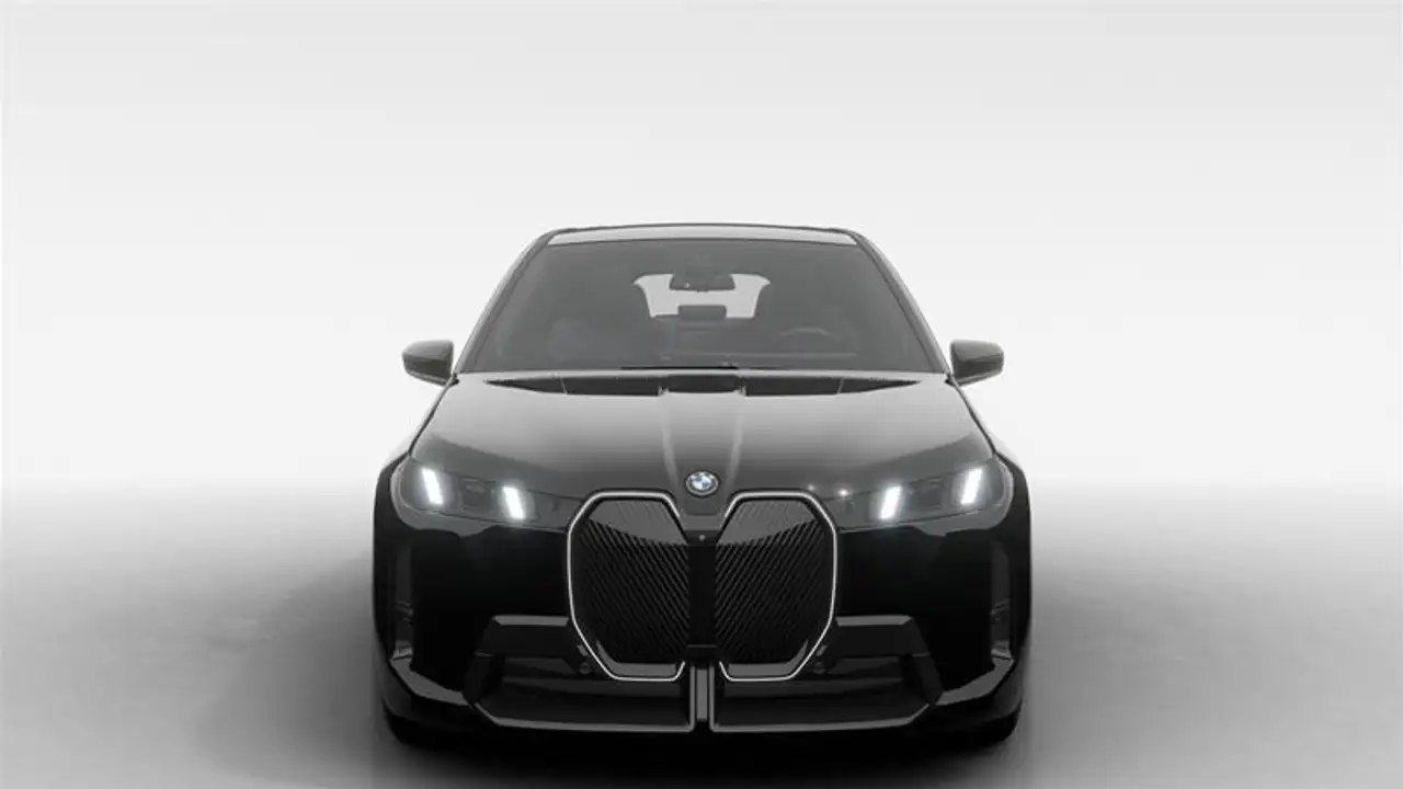 BMW iX photo BMW iX