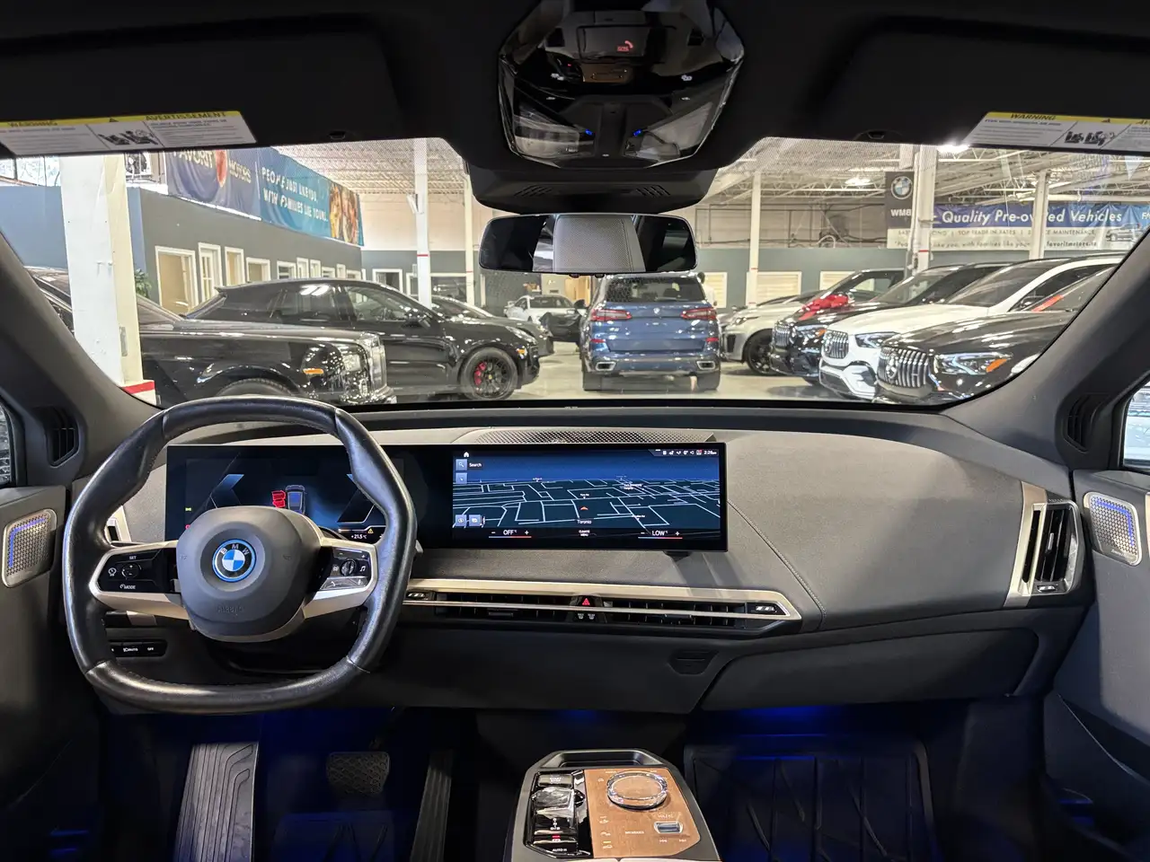 BMW iX photo BMW iX