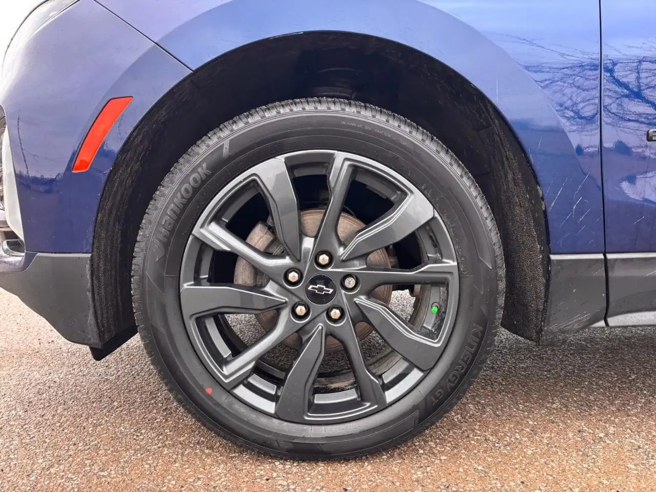 Chevrolet Equinox photo Chevrolet Equinox