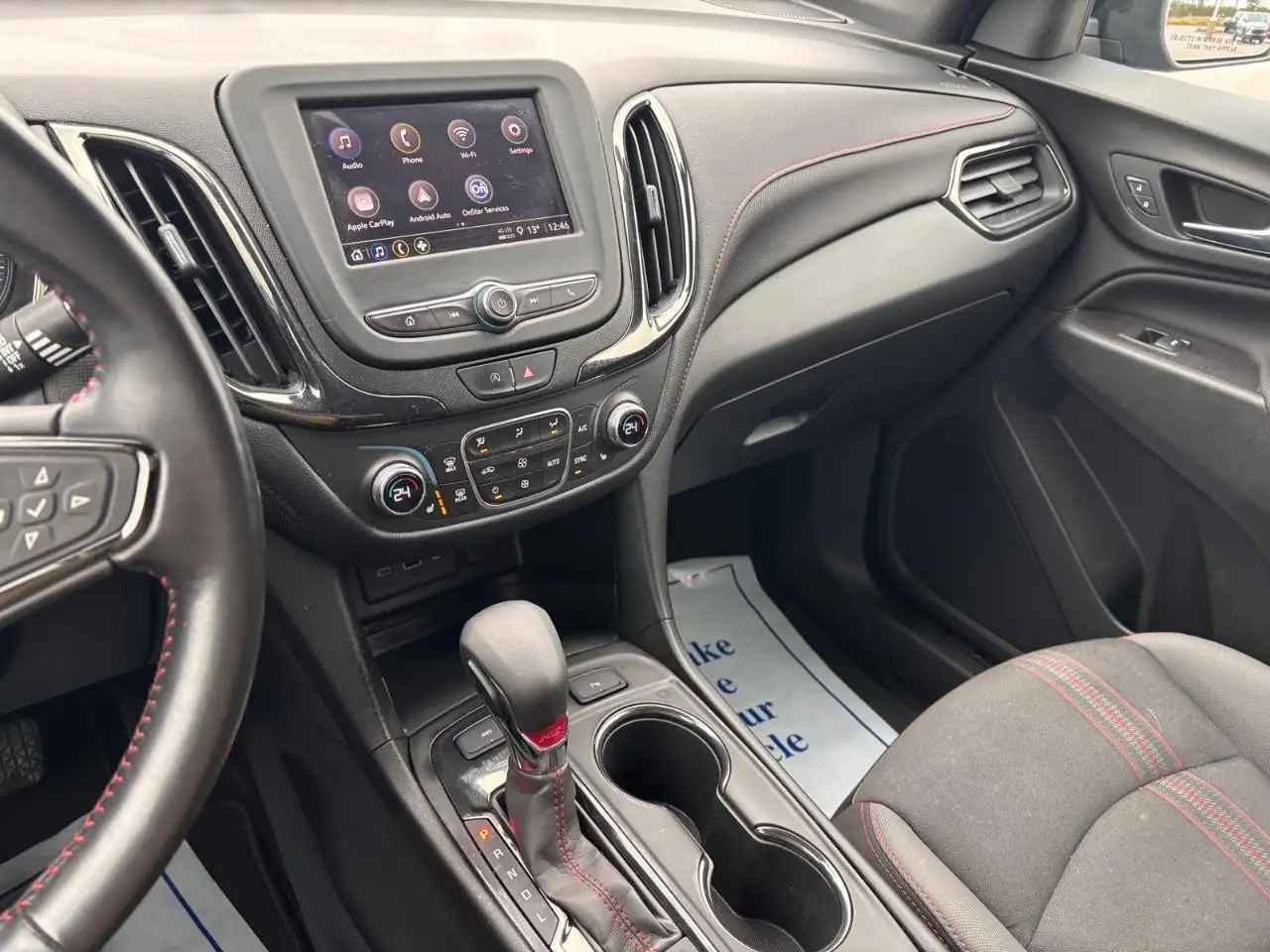 Chevrolet Equinox photo Chevrolet Equinox
