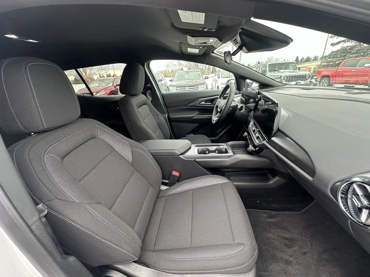 Chevrolet Equinox photo Chevrolet Equinox