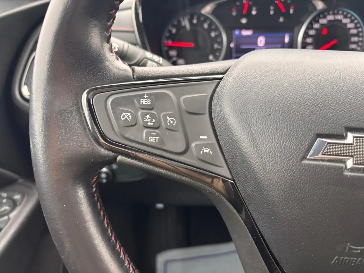 Chevrolet Equinox photo Chevrolet Equinox