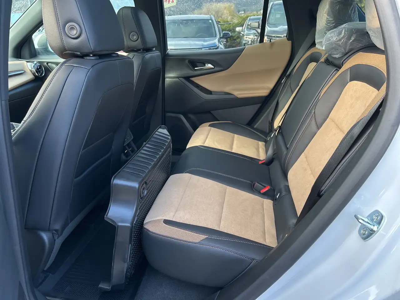 Chevrolet Equinox снимка Chevrolet Equinox