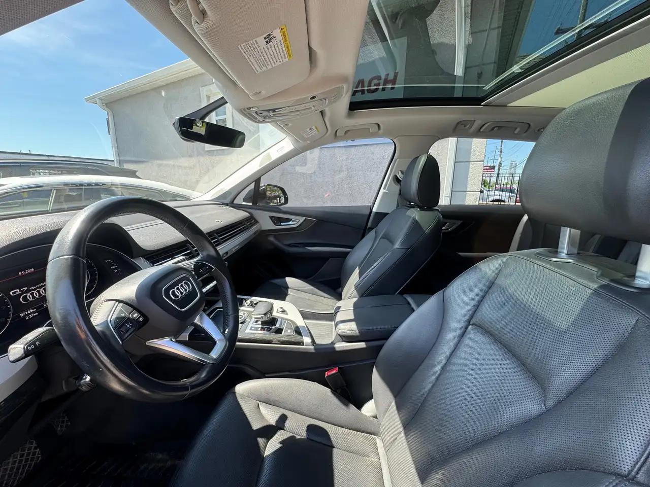 Audi Q7 снимка Audi Q7