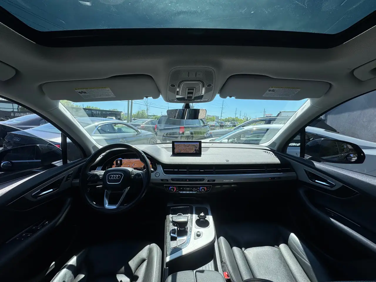 Audi Q7 снимка Audi Q7