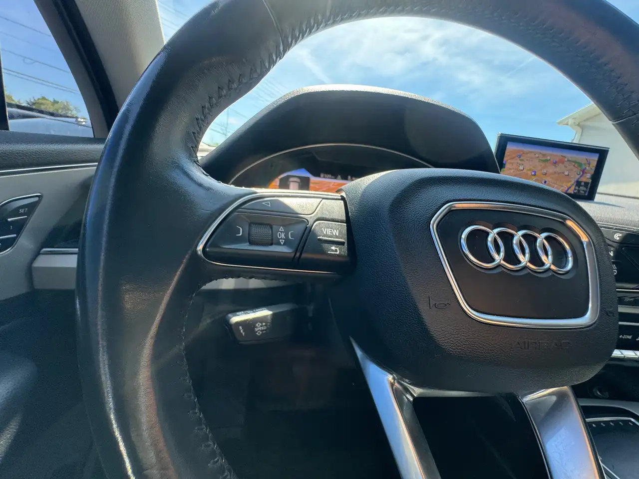 Audi Q7 снимка Audi Q7