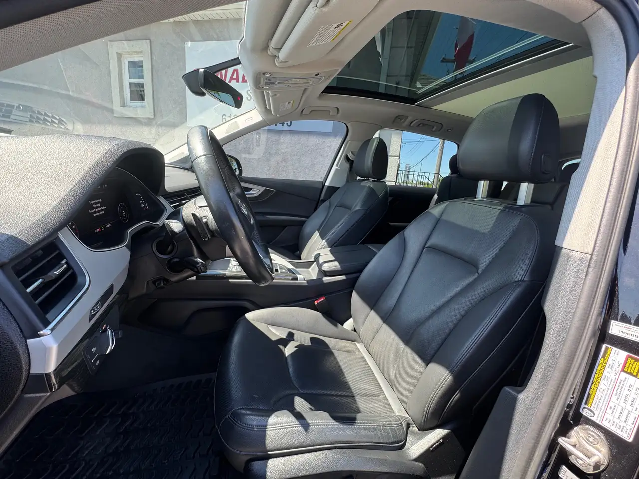 Audi Q7 снимка Audi Q7