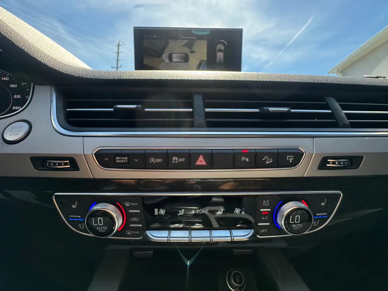 Audi Q7 снимка Audi Q7