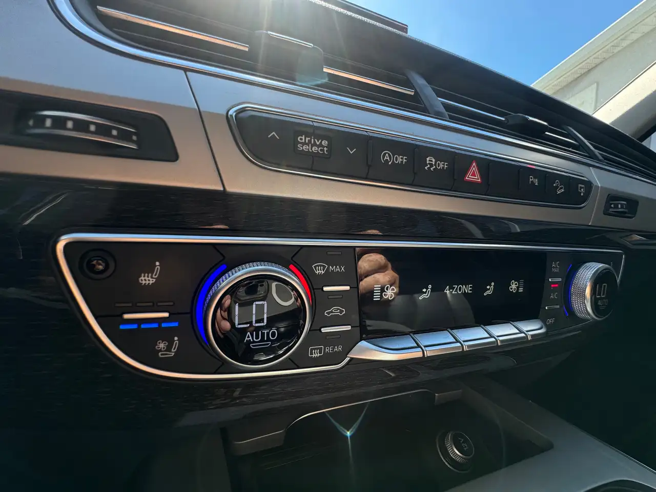 Audi Q7 снимка Audi Q7