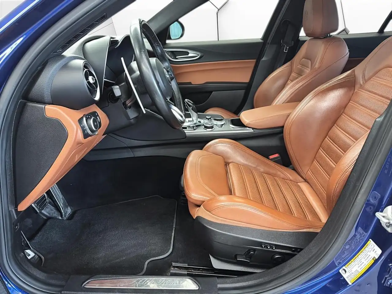 Alfa Romeo Giulia снимка Alfa Romeo Giulia