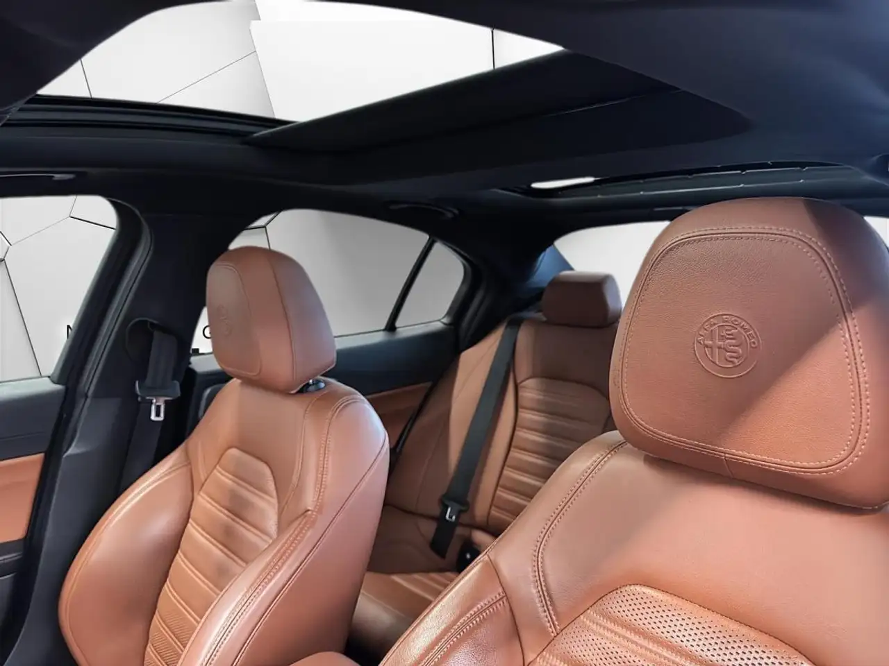 Alfa Romeo Giulia снимка Alfa Romeo Giulia