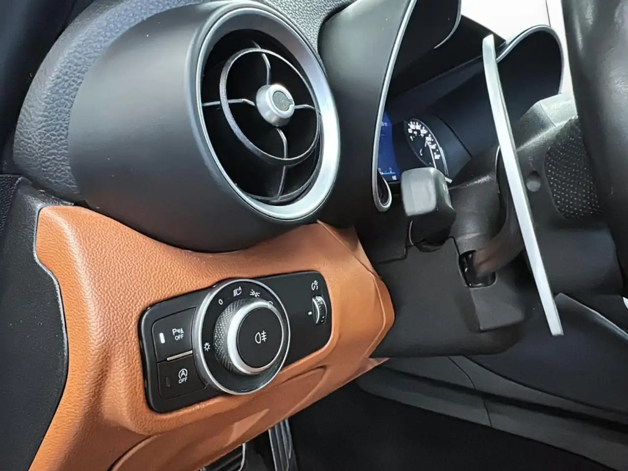 Alfa Romeo Giulia снимка Alfa Romeo Giulia