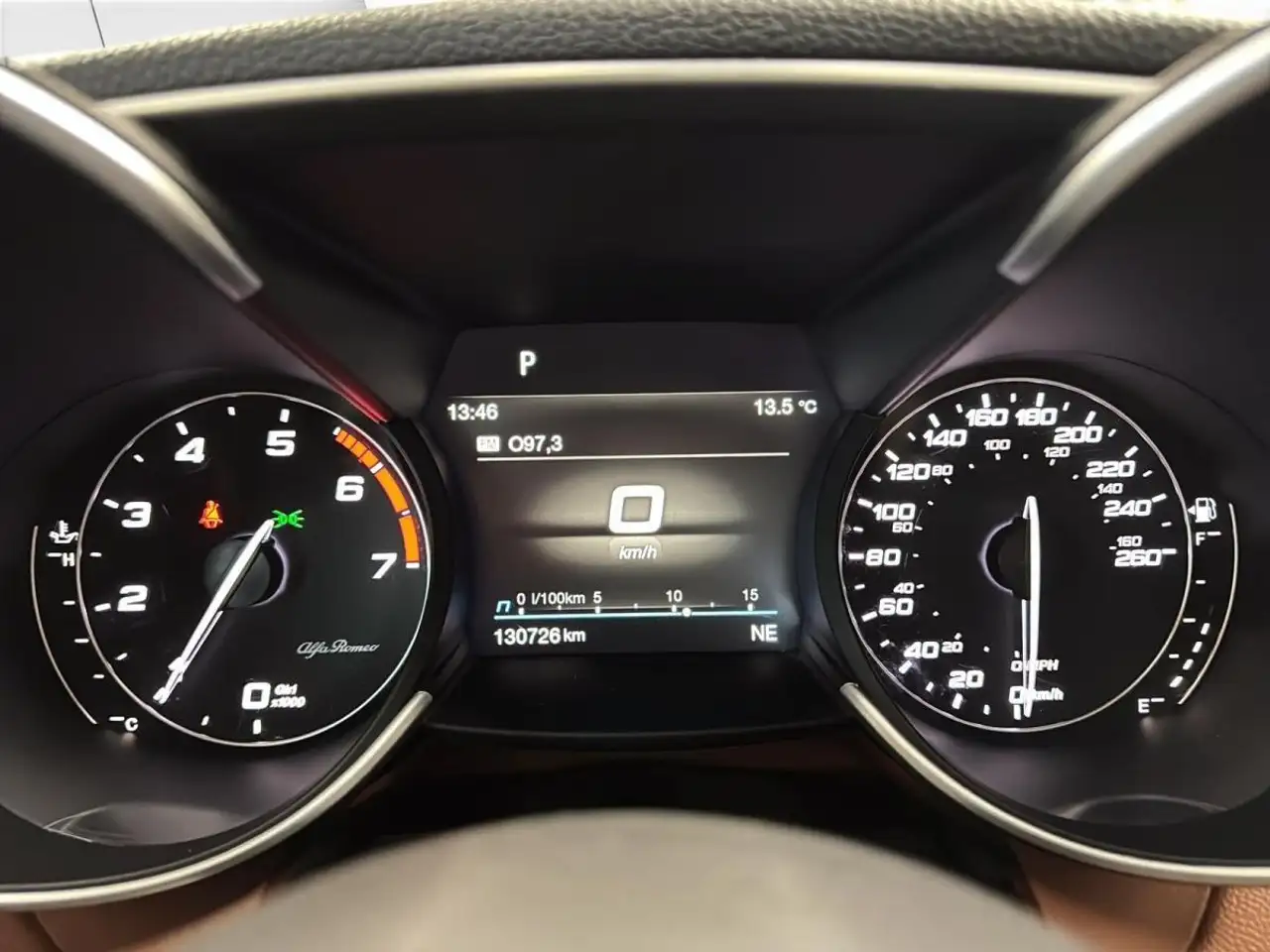 Alfa Romeo Giulia снимка Alfa Romeo Giulia