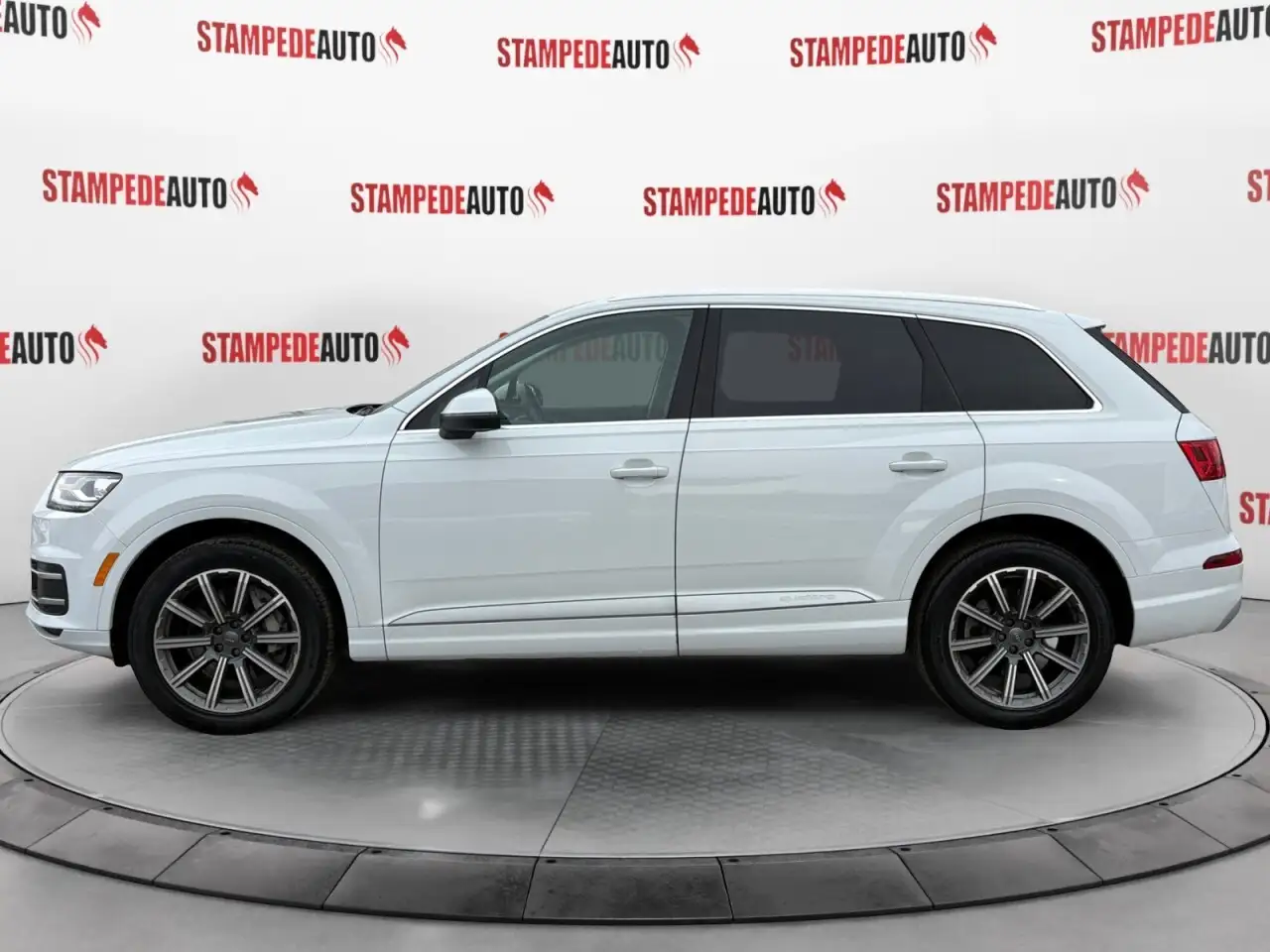 Audi Q7 снимка Audi Q7