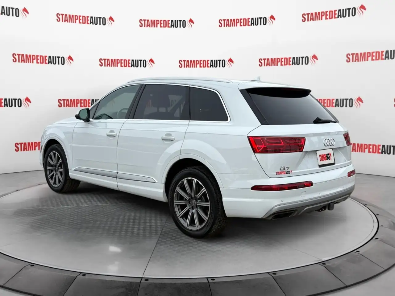 Audi Q7 снимка Audi Q7