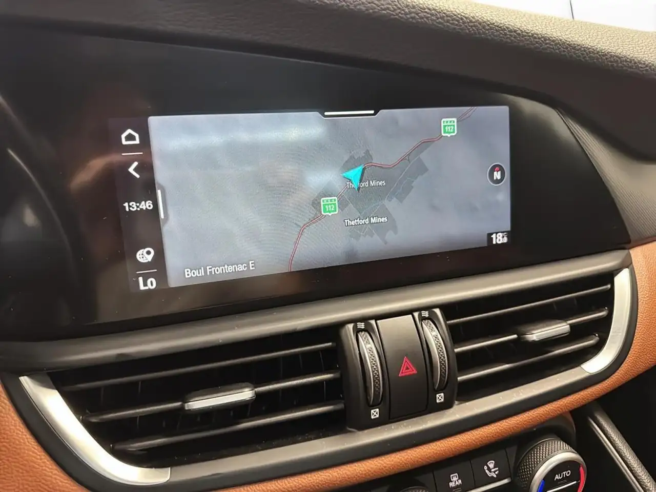 Alfa Romeo Giulia снимка Alfa Romeo Giulia
