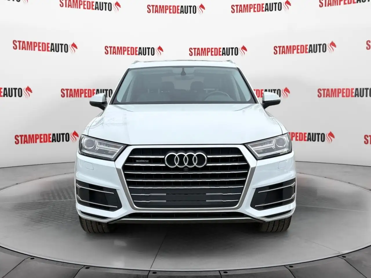 Audi Q7 снимка Audi Q7