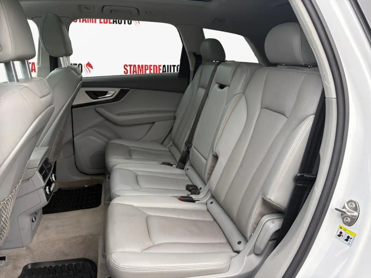 Audi Q7 снимка Audi Q7
